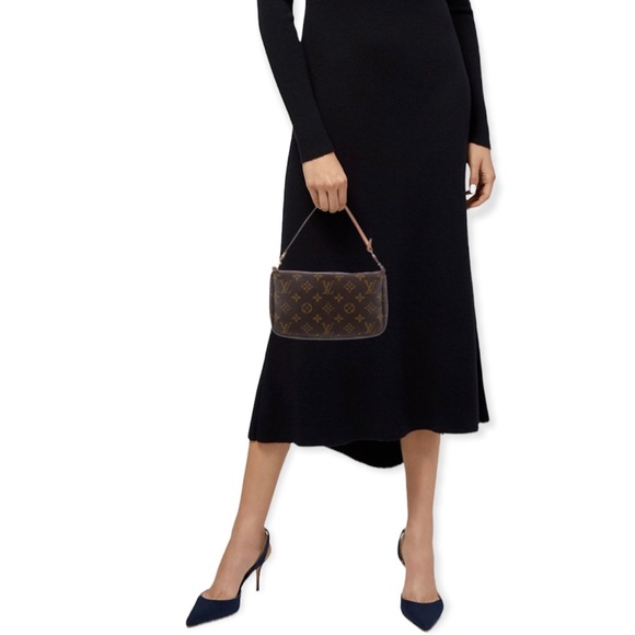 LOUIS VUITTON Pochette Accessoires Monogram Canvas Vintage Shoulder Bag w/ Chain - Picture 3 of 16